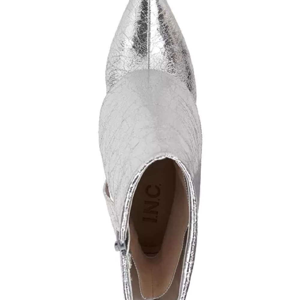 BRAND NEW NEVER WORN I.N.C Silver Boots size 6 (6 1/2 fits too) - Picture 4 of 5